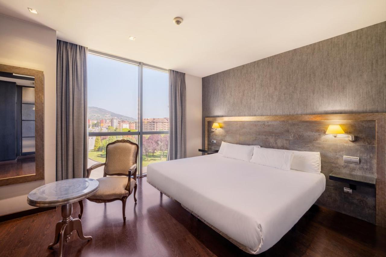 Iberik Santo Domingo Plaza Hotel Овиедо Екстериор снимка