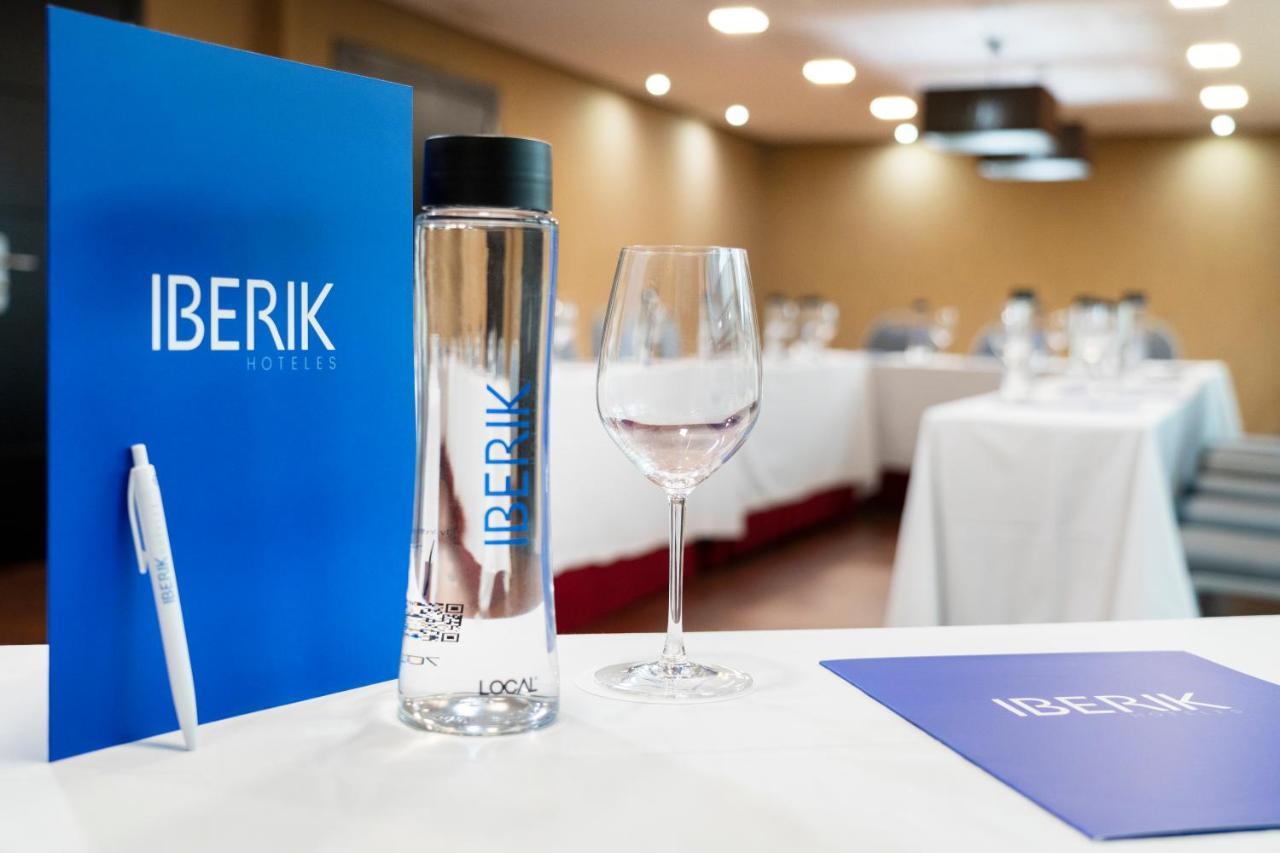 Iberik Santo Domingo Plaza Hotel Овиедо Екстериор снимка