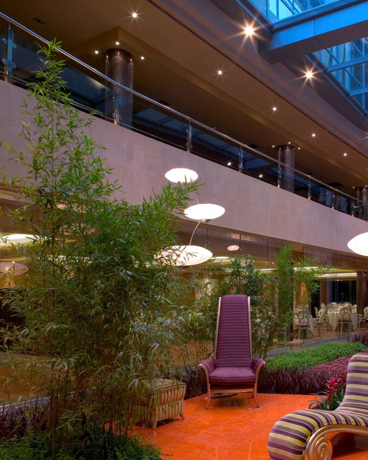 Iberik Santo Domingo Plaza Hotel Овиедо Екстериор снимка