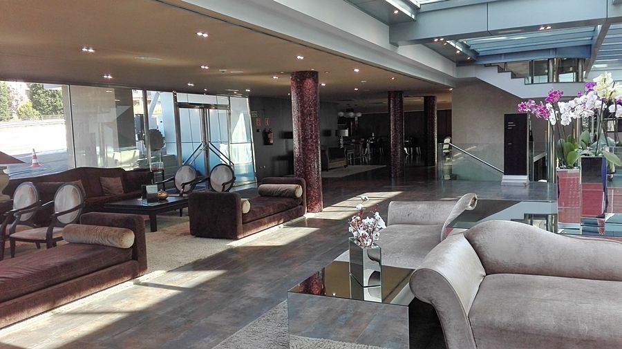 Iberik Santo Domingo Plaza Hotel Овиедо Екстериор снимка