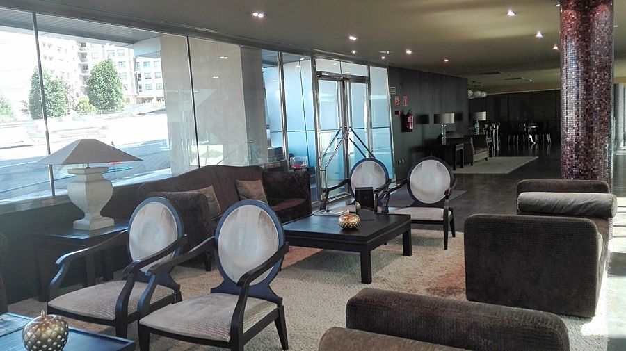 Iberik Santo Domingo Plaza Hotel Овиедо Екстериор снимка