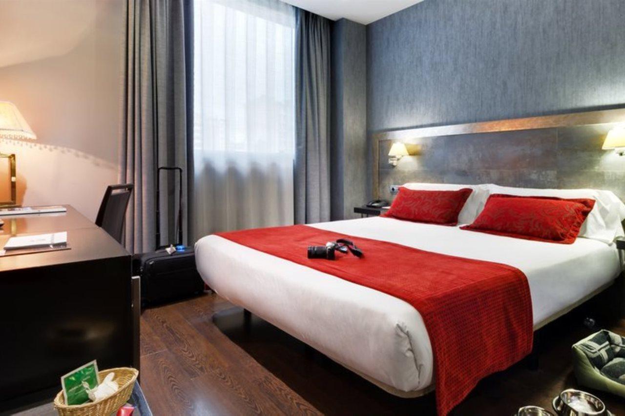 Iberik Santo Domingo Plaza Hotel Овиедо Екстериор снимка